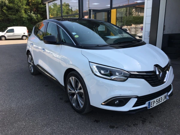 Renault Scenic à Moirans